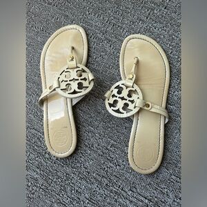 Tory Burch Miller Off White patent leather Sandal